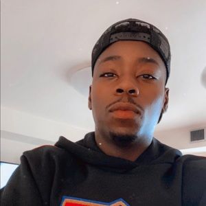 Meet your Posher, Jonathan